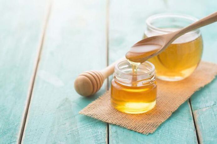 العسل كبديل للسكر أثناء فقدان الوزن في أسبوع.
